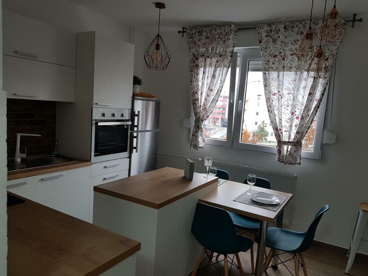 자그레브 Apartman Kety 아파트 외부 사진